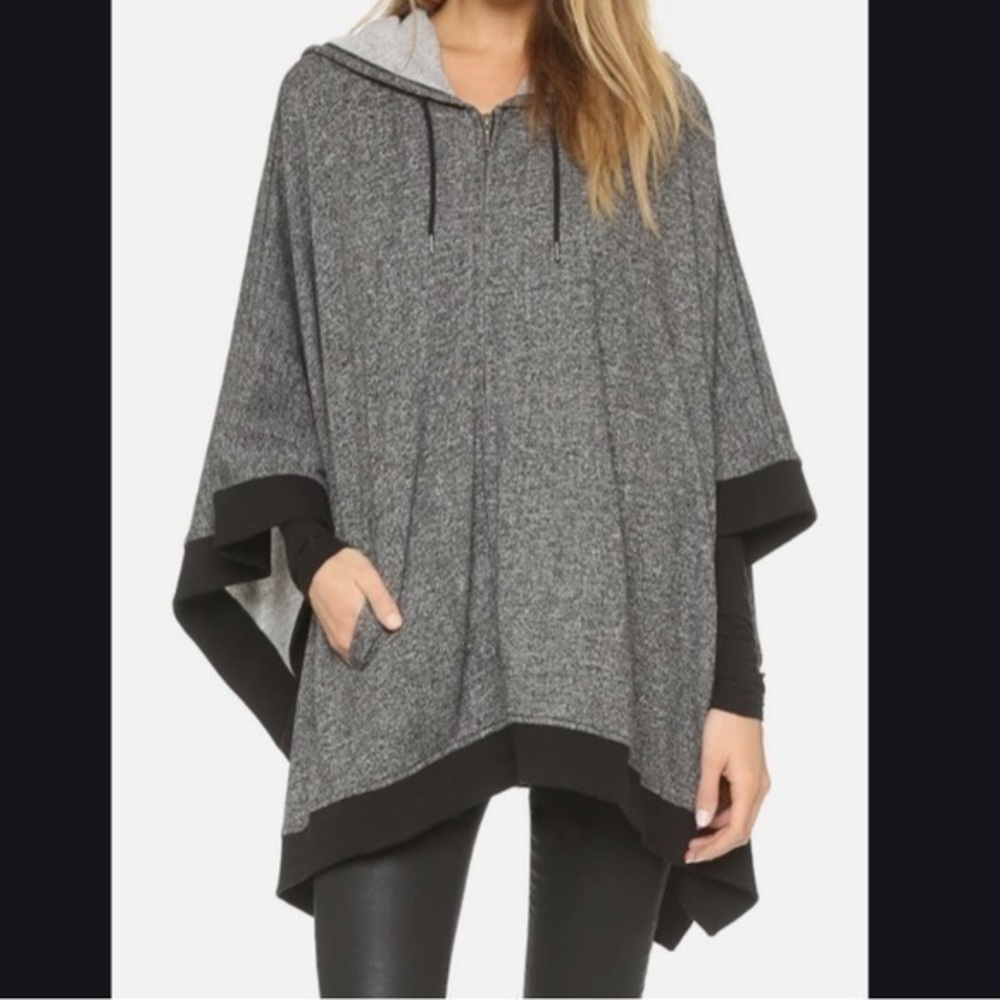 Soft Joie Women’s Orynn B Grey and Black Poncho